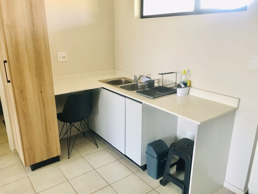To Let 1 Bedroom Property for Rent in North Point KwaZulu-Natal