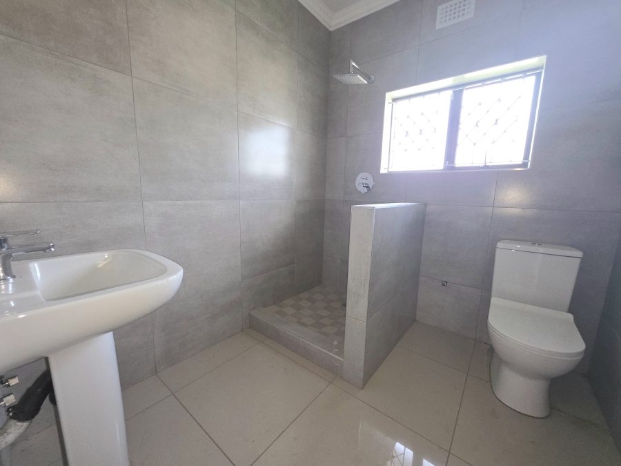To Let 4 Bedroom Property for Rent in Noordsig KwaZulu-Natal