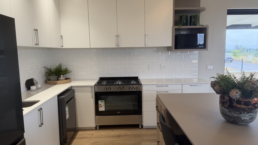 2 Bedroom Property for Sale in The Avenues KwaZulu-Natal