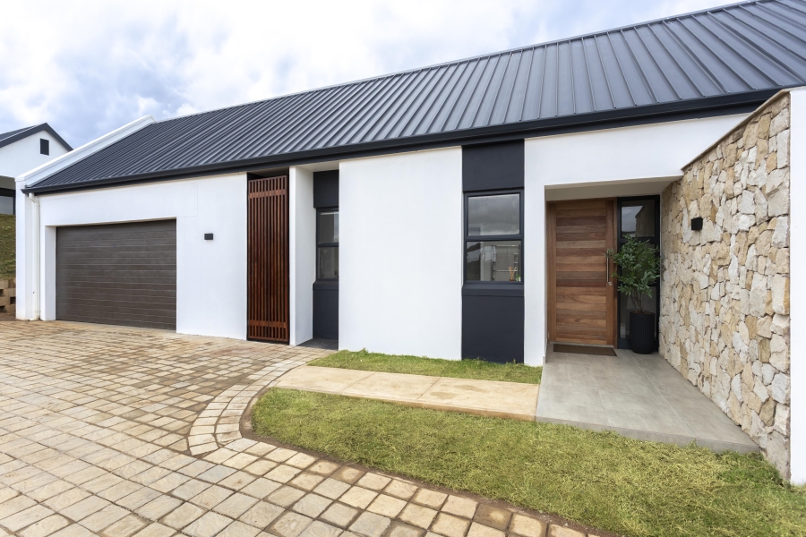 2 Bedroom Property for Sale in The Avenues KwaZulu-Natal