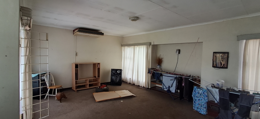 4 Bedroom Property for Sale in Amajuba Park KwaZulu-Natal