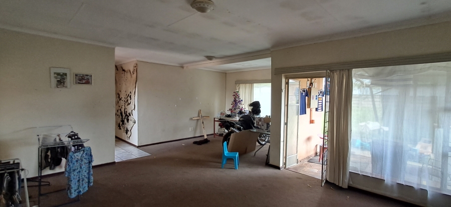 4 Bedroom Property for Sale in Amajuba Park KwaZulu-Natal