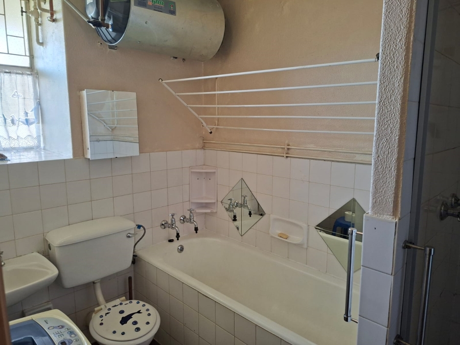 2 Bedroom Property for Sale in Pioneer Park KwaZulu-Natal