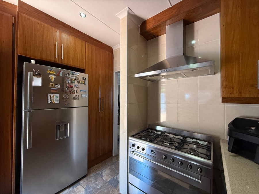 4 Bedroom Property for Sale in Seaward Estate KwaZulu-Natal