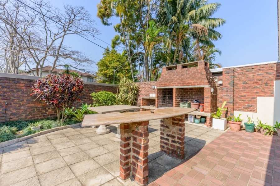 8 Bedroom Property for Sale in Beverley Hills KwaZulu-Natal