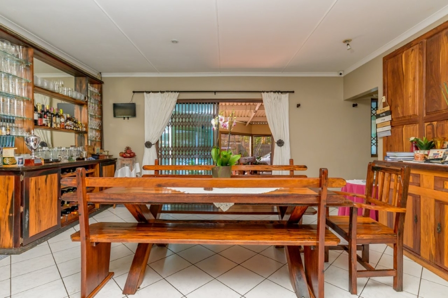 8 Bedroom Property for Sale in Beverley Hills KwaZulu-Natal