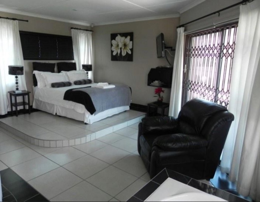 8 Bedroom Property for Sale in Beverley Hills KwaZulu-Natal