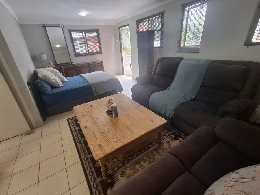 To Let 1 Bedroom Property for Rent in Glen Hills KwaZulu-Natal