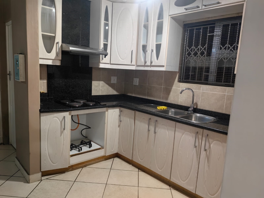 To Let 2 Bedroom Property for Rent in Brindhaven KwaZulu-Natal