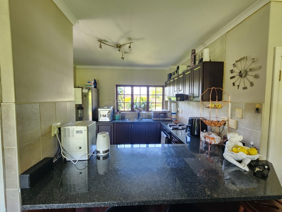 To Let 3 Bedroom Property for Rent in Clifton Hill Estate KwaZulu-Natal