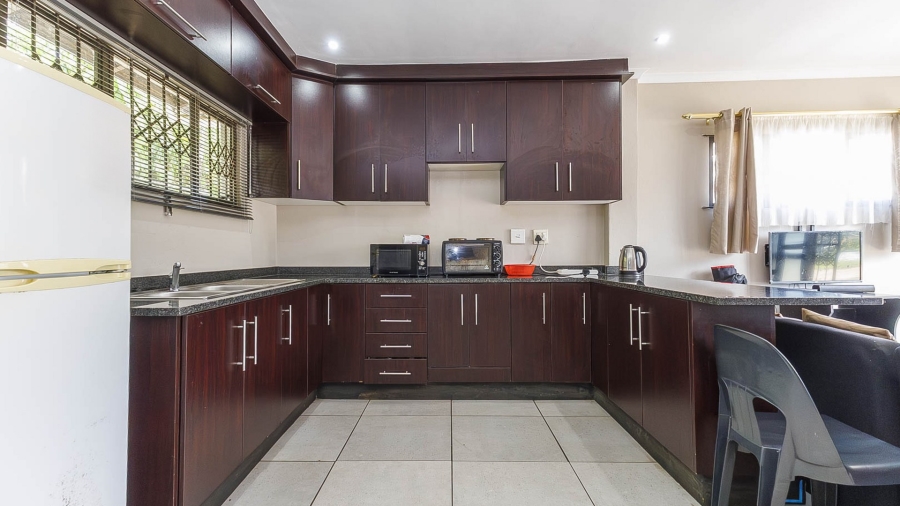 5 Bedroom Property for Sale in Wyebank KwaZulu-Natal