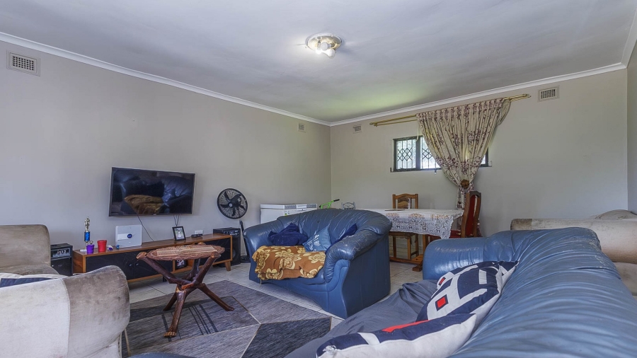 5 Bedroom Property for Sale in Wyebank KwaZulu-Natal