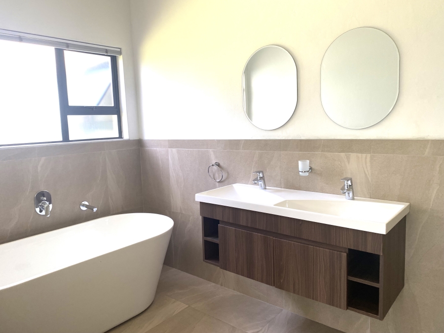 3 Bedroom Property for Sale in Palm Lakes Estate KwaZulu-Natal