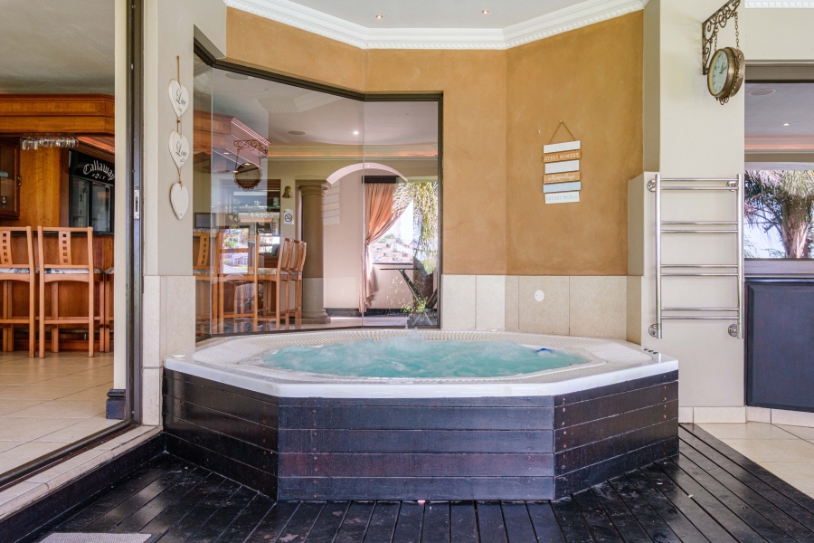 5 Bedroom Property for Sale in La Lucia Ridge KwaZulu-Natal