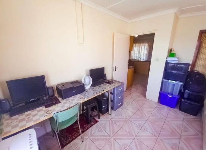 5 Bedroom Property for Sale in Westham KwaZulu-Natal