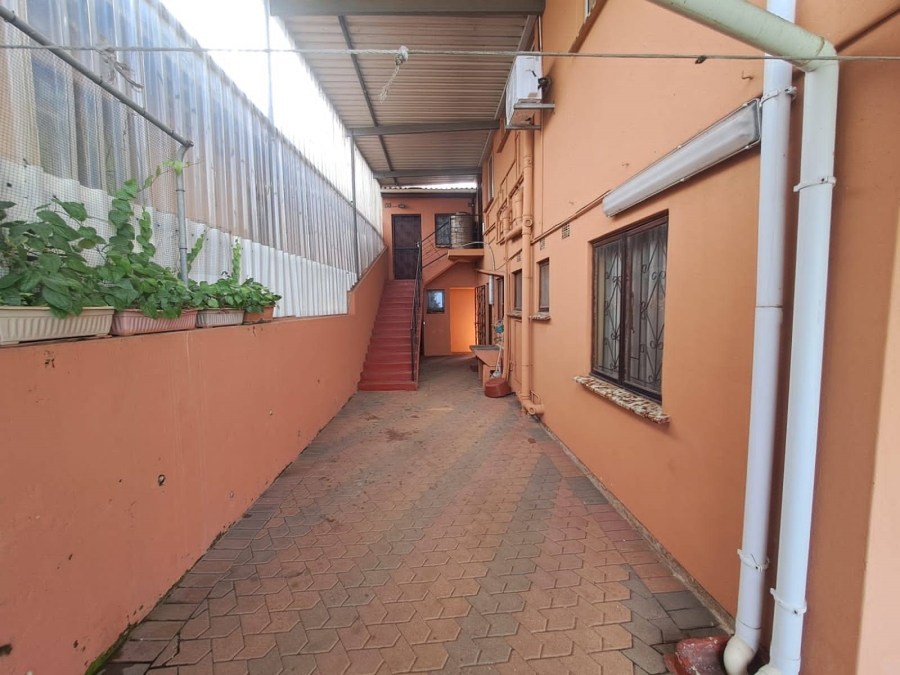 5 Bedroom Property for Sale in Westham KwaZulu-Natal