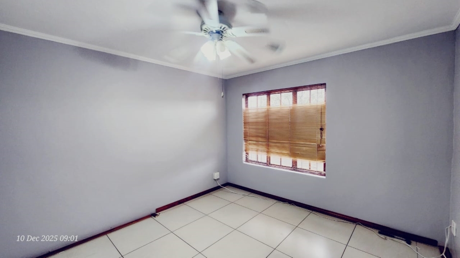 2 Bedroom Property for Sale in Scottsville KwaZulu-Natal