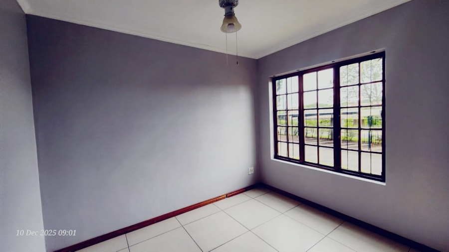 2 Bedroom Property for Sale in Scottsville KwaZulu-Natal