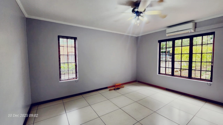2 Bedroom Property for Sale in Scottsville KwaZulu-Natal