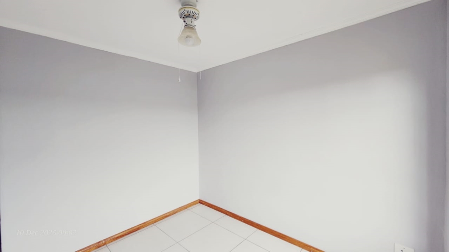 2 Bedroom Property for Sale in Scottsville KwaZulu-Natal