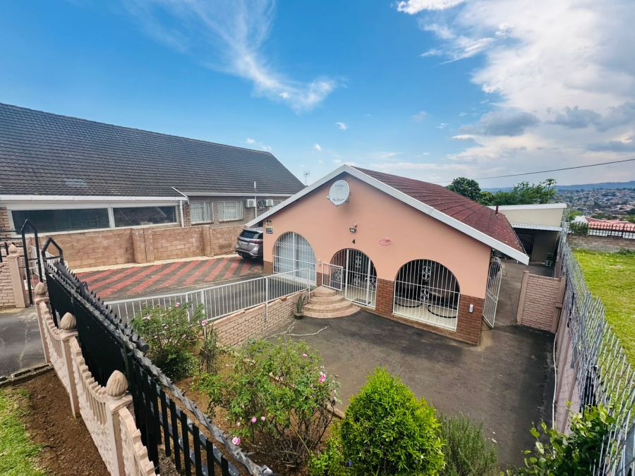 3 Bedroom Property for Sale in Raisethorpe KwaZulu-Natal