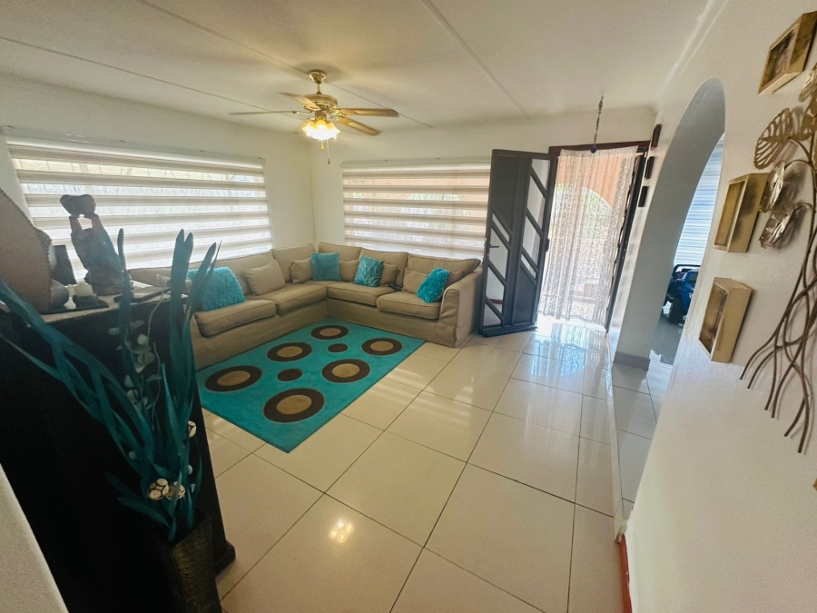 3 Bedroom Property for Sale in Raisethorpe KwaZulu-Natal