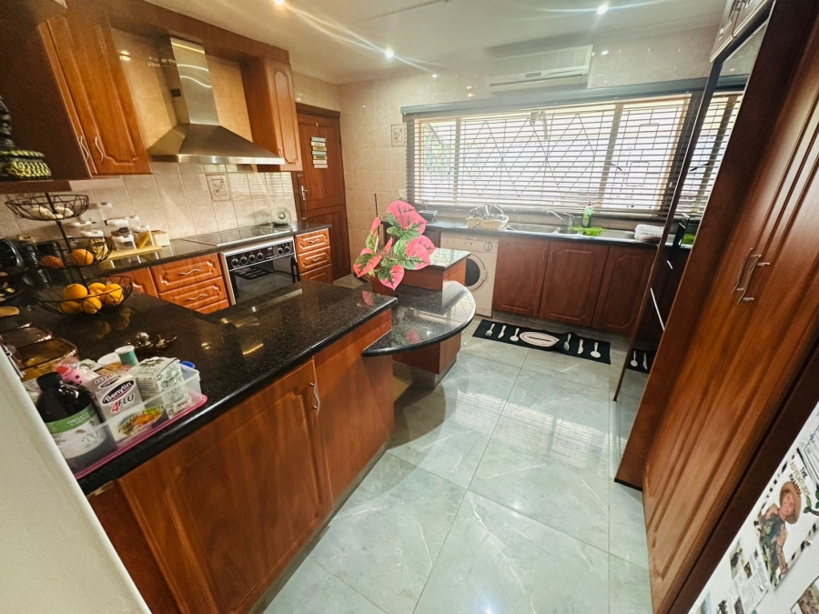 3 Bedroom Property for Sale in Raisethorpe KwaZulu-Natal