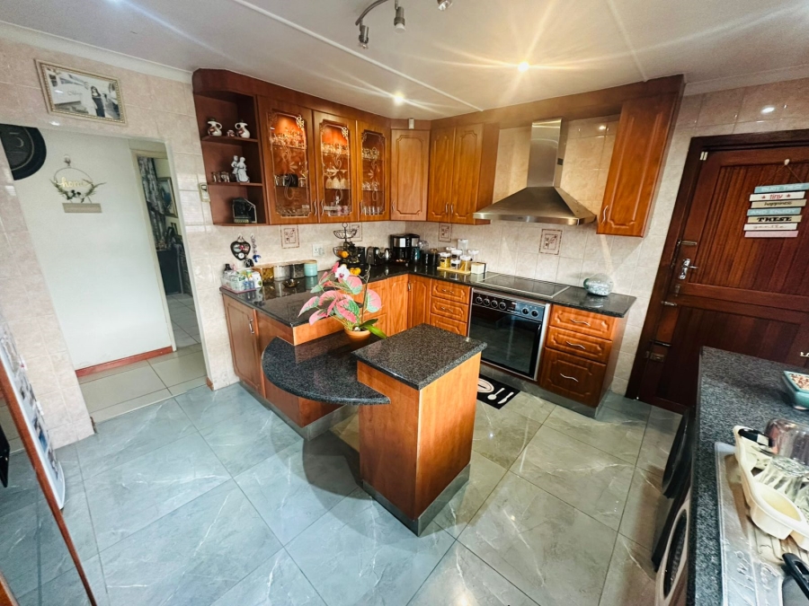 3 Bedroom Property for Sale in Raisethorpe KwaZulu-Natal