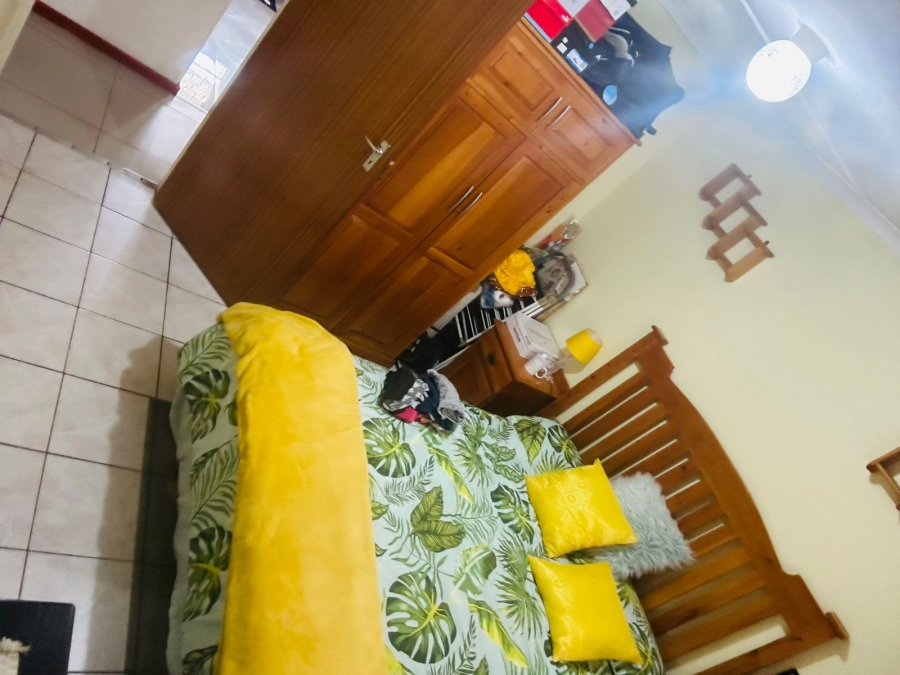 3 Bedroom Property for Sale in Raisethorpe KwaZulu-Natal