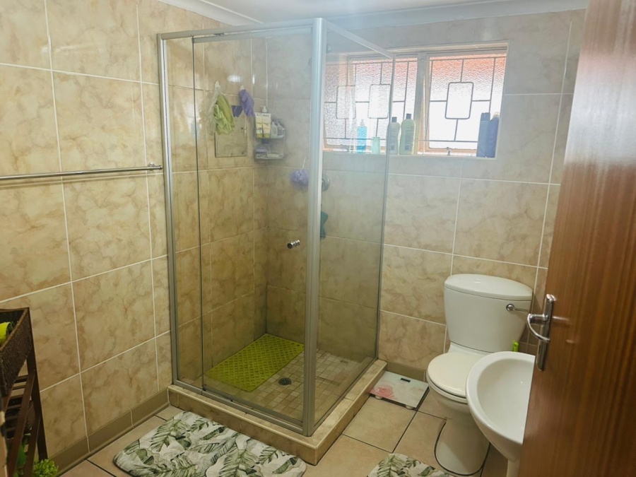 3 Bedroom Property for Sale in Raisethorpe KwaZulu-Natal