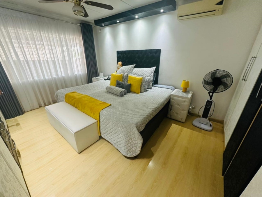 3 Bedroom Property for Sale in Raisethorpe KwaZulu-Natal