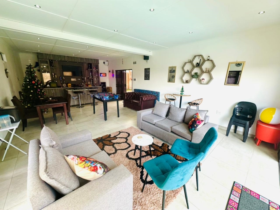 3 Bedroom Property for Sale in Raisethorpe KwaZulu-Natal