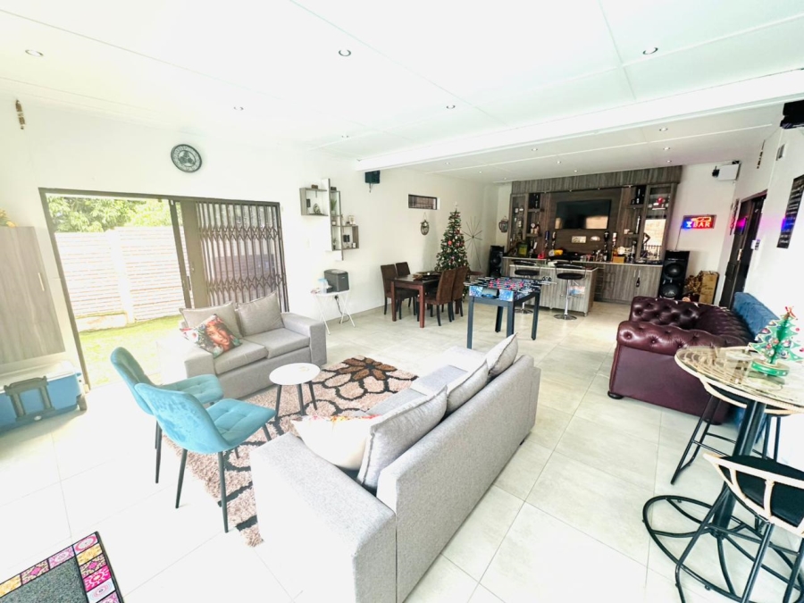 3 Bedroom Property for Sale in Raisethorpe KwaZulu-Natal