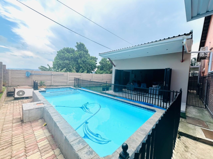 3 Bedroom Property for Sale in Raisethorpe KwaZulu-Natal