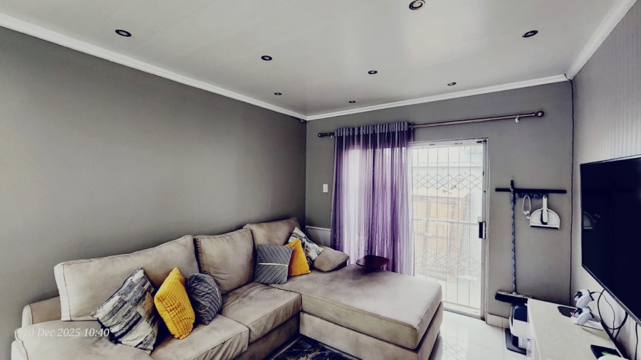 4 Bedroom Property for Sale in Allandale KwaZulu-Natal