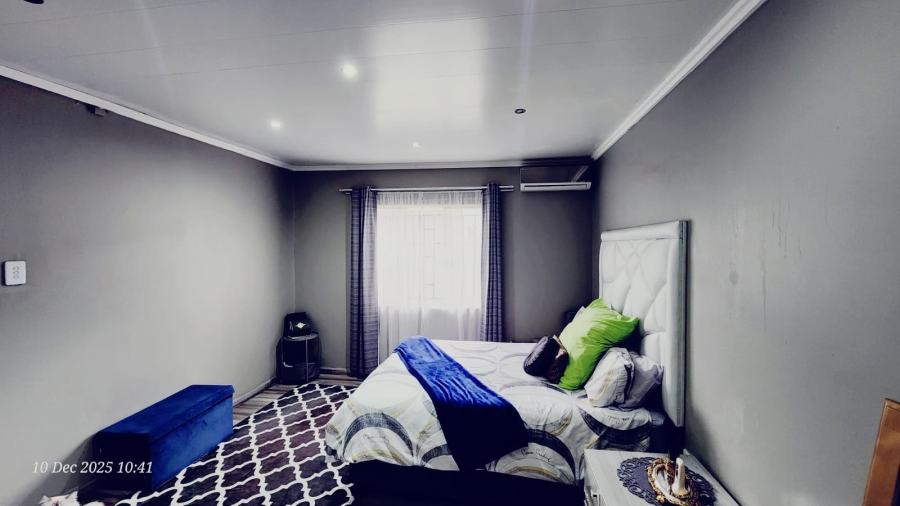 4 Bedroom Property for Sale in Allandale KwaZulu-Natal