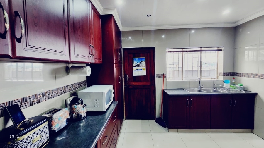 4 Bedroom Property for Sale in Allandale KwaZulu-Natal