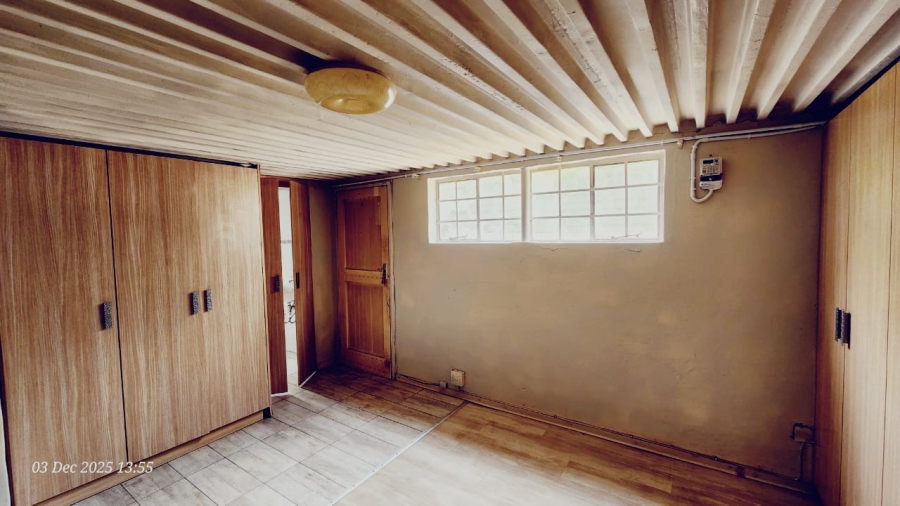 To Let 1 Bedroom Property for Rent in Hayfields KwaZulu-Natal