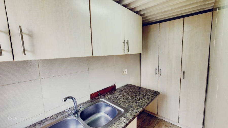 To Let 1 Bedroom Property for Rent in Hayfields KwaZulu-Natal