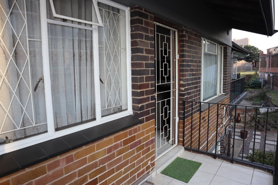 To Let 2 Bedroom Property for Rent in Pinetown KwaZulu-Natal