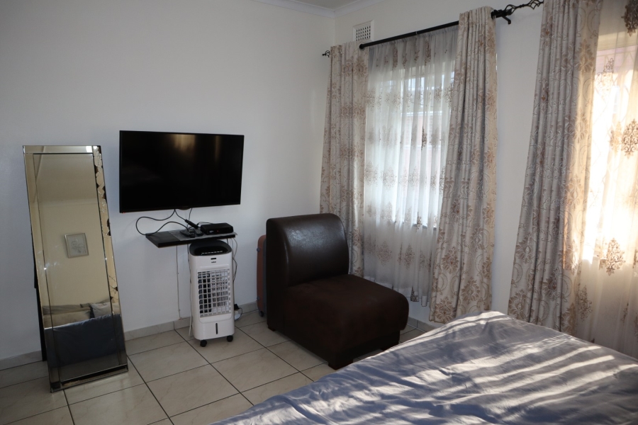 To Let 2 Bedroom Property for Rent in Pinetown KwaZulu-Natal