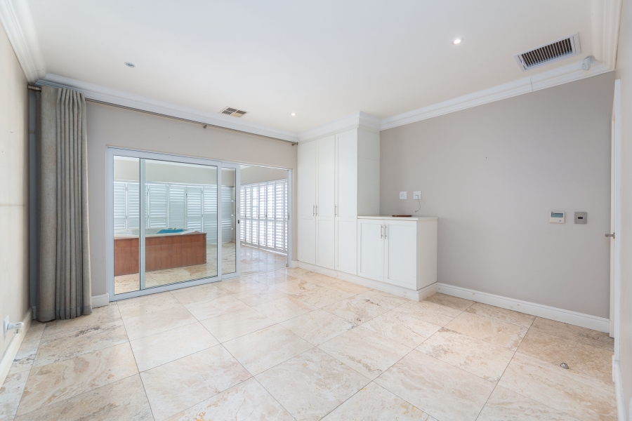 4 Bedroom Property for Sale in Umhlanga KwaZulu-Natal