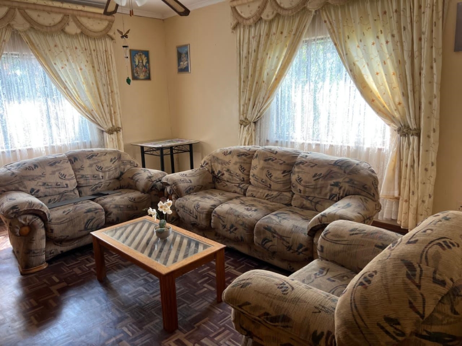 5 Bedroom Property for Sale in Regency Park KwaZulu-Natal