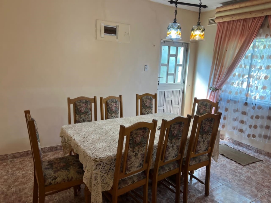 5 Bedroom Property for Sale in Regency Park KwaZulu-Natal