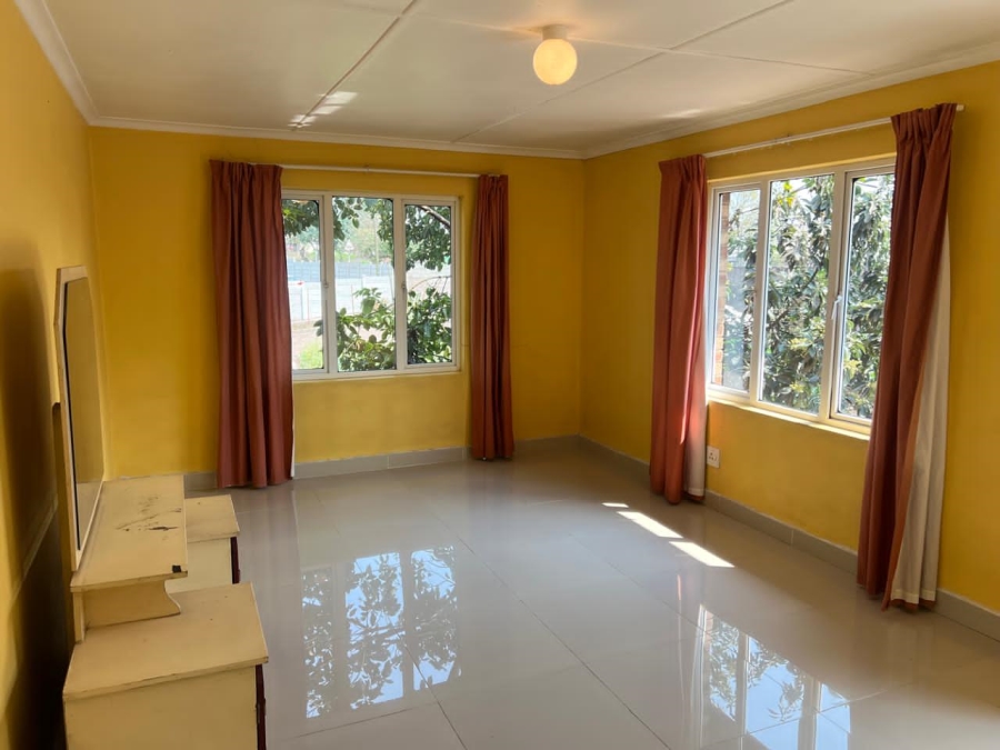 5 Bedroom Property for Sale in Regency Park KwaZulu-Natal