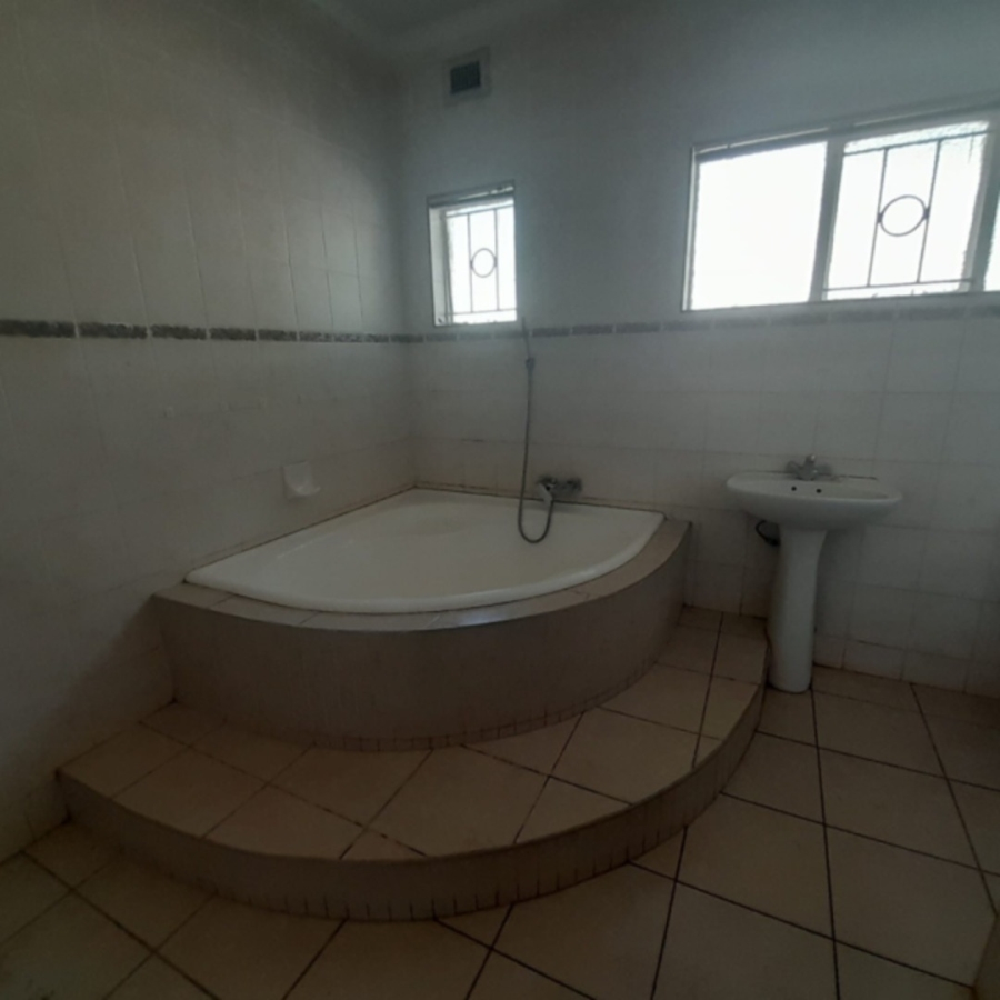 4 Bedroom Property for Sale in Bluff KwaZulu-Natal