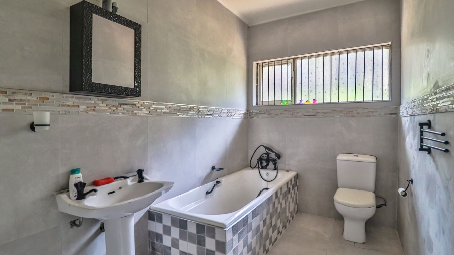 3 Bedroom Property for Sale in Brighton Beach KwaZulu-Natal