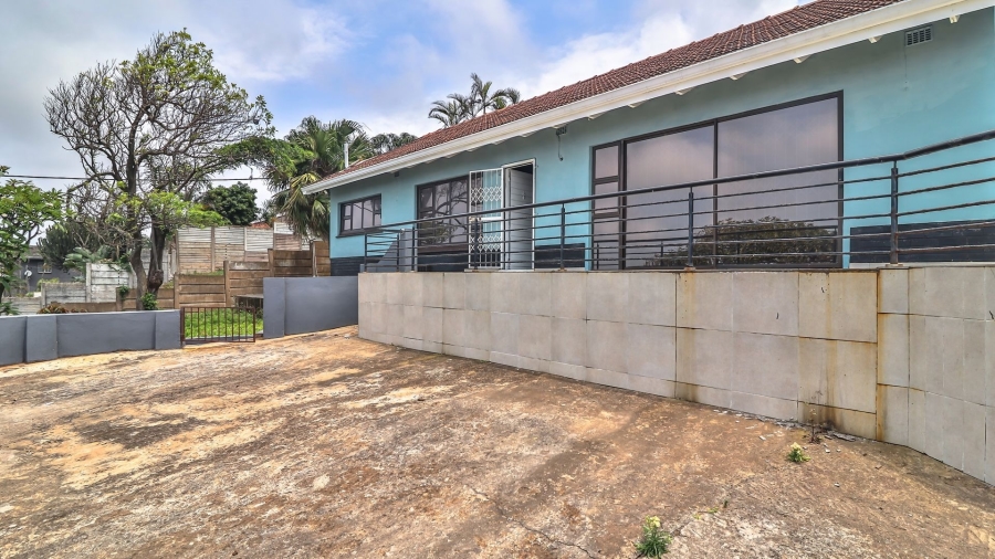 3 Bedroom Property for Sale in Brighton Beach KwaZulu-Natal