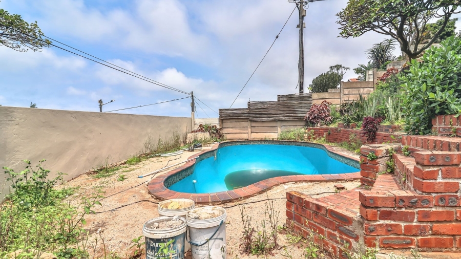 3 Bedroom Property for Sale in Brighton Beach KwaZulu-Natal