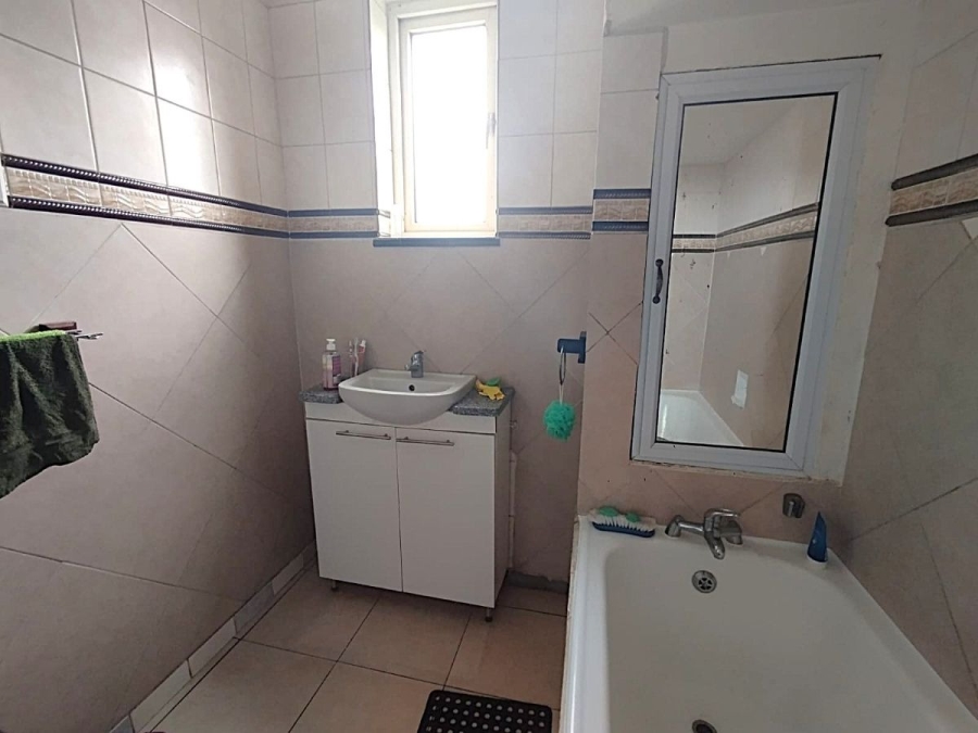 To Let 2 Bedroom Property for Rent in Bluff KwaZulu-Natal